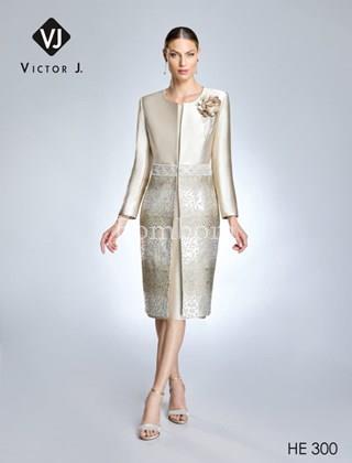 Modelo Ángel, vestido con casaca - Imagen 1