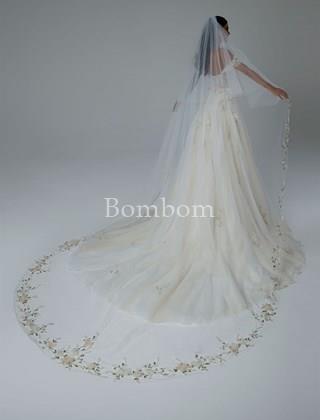 Velo de novia blanco - Imagen 1