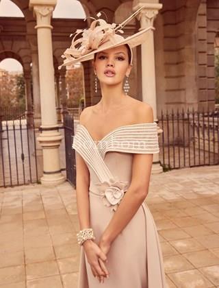 #Vestido de madrina cuello barco champan - Imagen 2