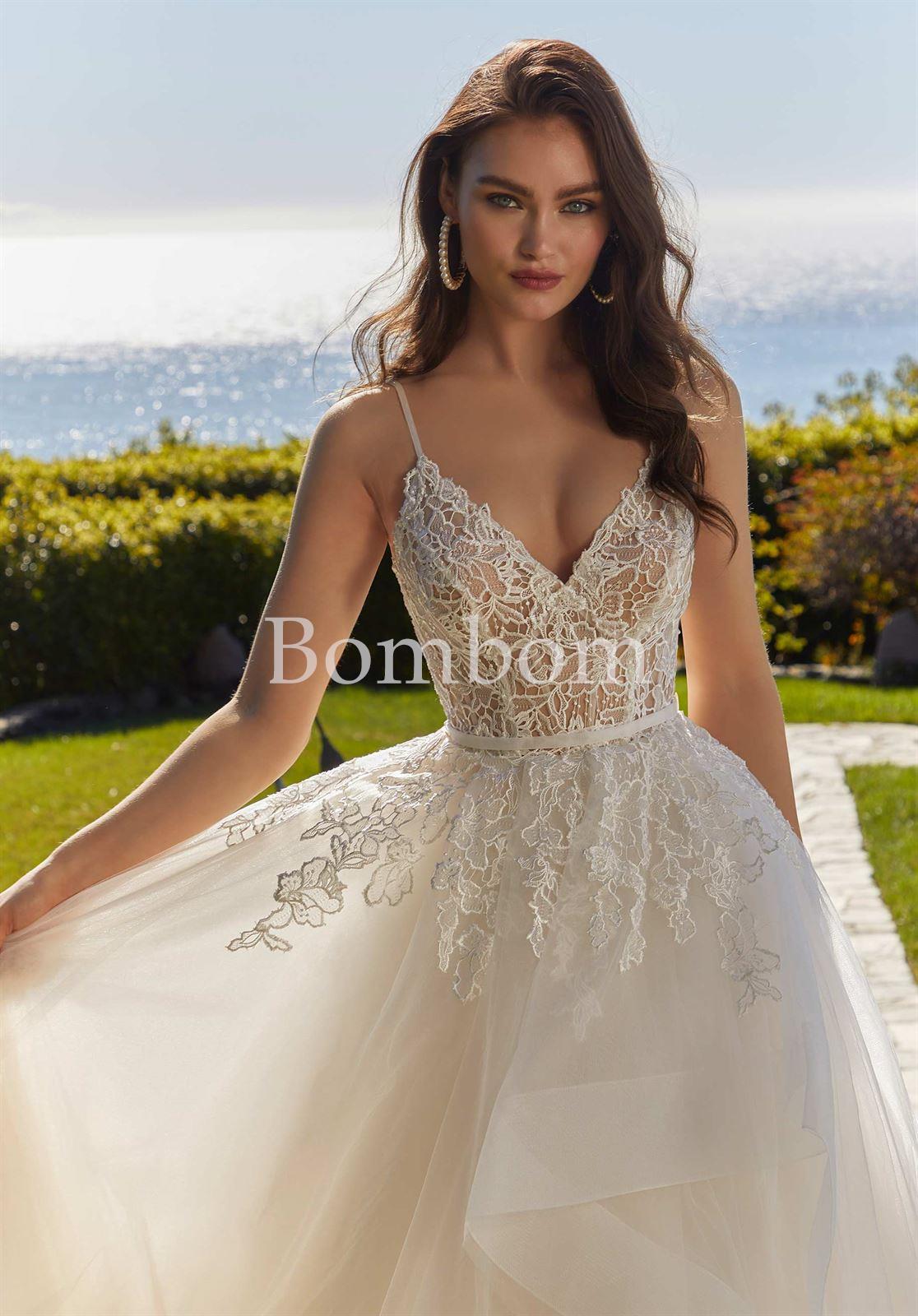 Vestido de novia blanco colección 2025 - Imagen 2