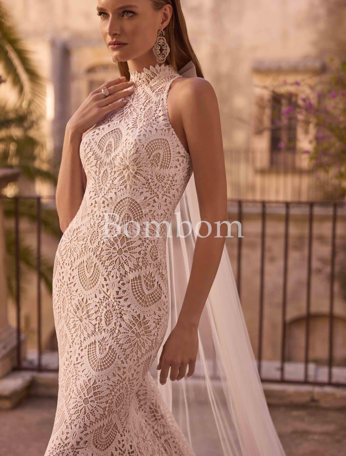 Vestido de novia corte sirena cuello halter crochet - Imagen 3