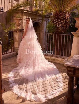 Vestido de novia rosa - Imagen 2