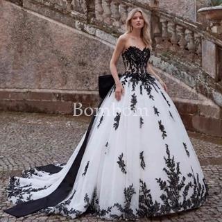 Vestido largo de novia blanco y negro - Imagen 2
