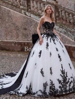 Vestido largo de novia blanco y negro - Imagen 2